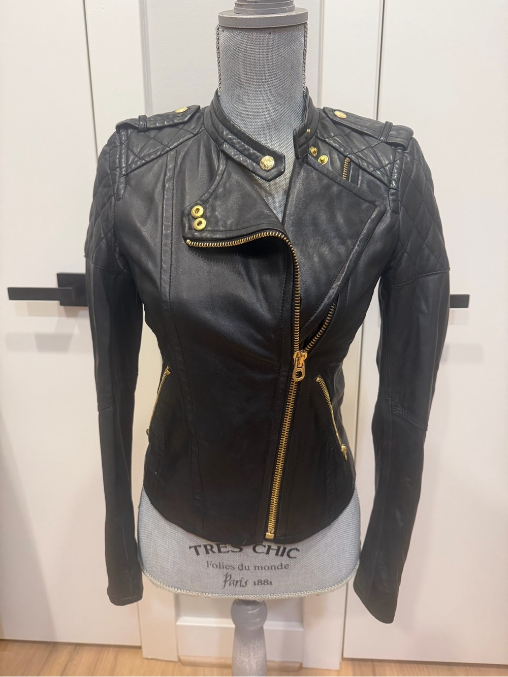 Juicy Couture 100% Lamb Leather Black Quilted Leather Moto Jacket